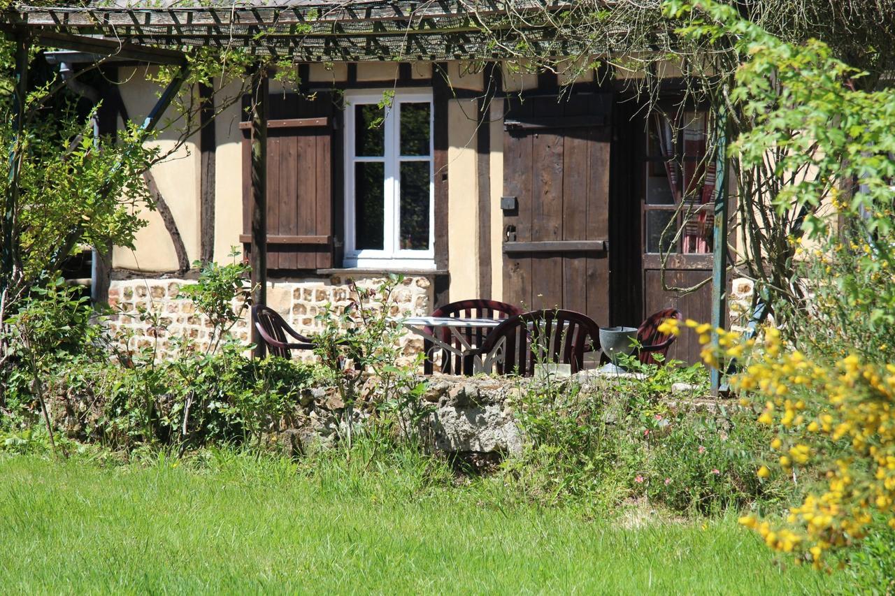 波米尼尔赫里索尼耶雷酒店 Saint-Aubin-de-Bonneval 外观 照片